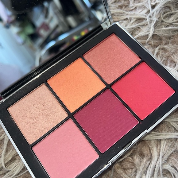 NARS Limited Edition Wanted 2 Cheek Palette❤️🧡✨ - Picture 12 of 15